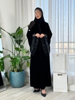 عباية شادر مخمل كم دانتيل فرنسي اسود