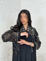 عباية وعد بقماش لنن بحياكه يدويه