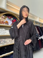 عباية ودق بقماش حرير كوري خطوط متشابكه