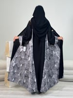 عباية يمنى | بقماش كريب المميز فضي