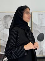 عباية سحر ا قماش الاناقة مع شاكيرا مقلم