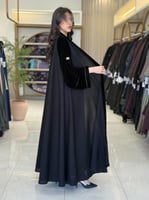 عباية ناري بقماش كريب الاناقة تدخيلات مخمل بتطريز...