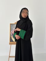 عباية علو بقماش ملكي تطريز اخضر بالكم