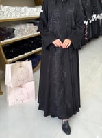 عباية شيلاء بقماش كريب الاناقة بتطريز انيق 3