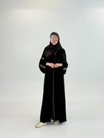 عباية فيحاء بقماش مخمل كوري تدخيلات كشميري رمادي