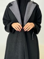 تشكيلة شتاء 2026 - عباية نجمه بقماش فرو خاروف اسود...