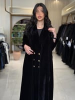 عباية اشجان بقماش مخمل كوري مزين بازره