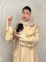 عباية صبا بقماش لنن بارد تطريز ترتر بيج