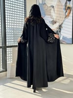 تشكيلة شتاء 2024 - عباية رونق بقماش شامواه مع شاكي...