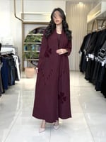 بليزر | عباية رايه بقماش جوخ مطرز عنابي