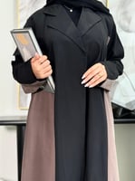 عباية توبا ا حرير مغسول اسود ولحمي