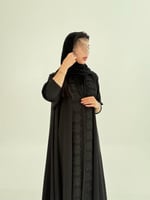 عباية غاليه بقماش انترنت كم استرتش تطريز ورد اسود...