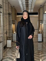 عباية غزاله بقماش تفته كوري مزينه بدانتل وشك