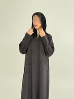 عباية جوده بقماش كريب باربي مطرز اسود