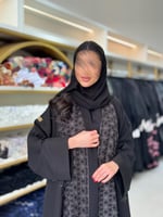 عباية حور بقماش كريب الاناقة بتطريز نجوم بني