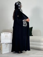 عباية يارا ا بقماش ملكي تل مطرز ذهبي