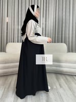 عباية رباب l بليزر سبيشال بقماش كتان بيج واسود