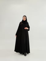 عباية غيداء بقماش كريب رموش دبل كلوش