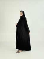 عباية سلوى بقماش كريب ملكي مزين بقيطان كحلي