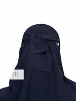 نقاب بقماش كوري وسط مايل ربطة عريضة