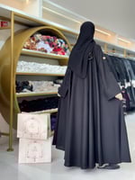 عباية حور بقماش كريب الاناقة بتطريز نجوم بني