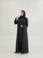 عباية جادي بقماش شاكيرا برسم مربعات كحلي