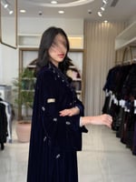 عباية اليان بقماش مخمل كوري دبل كلوش كحلي بتطريز