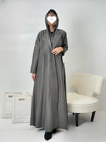 تشكيلة شتاء 2024 - عباية ميلينا بقماش شامواه مطرز...