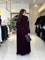 عباية لبنى بقماش مخمل كوري مطرز مزين بفصوص برغندي