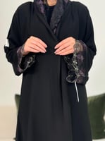 عباية يارا ا بقماش ملكي تل مطرز موف