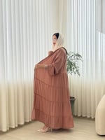 عباية رغده بقماش حرير ناعم طبقات بيج