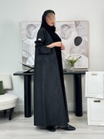 عباية سدل بقماش كريب الاناقة وجاكار ورد