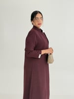 عباية رزان بقصه بليزر بقماش كريب سلك بلمعه خفيفه ع...