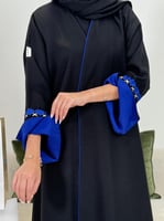 عباية ريفان ا بقماش كريب الاناقة تطريز ازرق