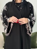 عباية يولين | كريب الاناقة بتل مطرز 2