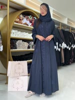 عباية جوانا بقماش كريب اوكراني مطرز كحلي