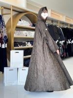 عباية روعه بقماش حرير مغسول مشجر تركي زيتي