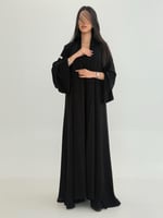 عباية سلطانه بقماش انترنت كويتي بتطريز ناعم اسود