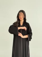 عباية نيلاء بقماش انترنت بتطريز مع كسرات جوانب رما...