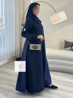 عباية هيا l بقماش شامواه مع شانيل - كحلي