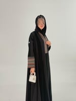 عباية ريلام بقماش مخمل تديخلات كريب الاناقة بتطريز...