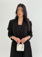 عباية ايناس بقصة بليزر بقماش كريب باربي