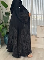 مزنه l ايزن هاور اسود 1