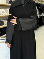 عباية رامين بقماش ملكي تدخيلات انيقه بالكم - اسود