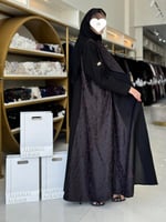 عباية رهف صيفيه بقماش كريب تدخيلات حرير موف