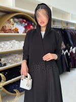 عباية سلاف بقماش كريب الاناقة تدخيلات كريب الابداع...