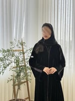 عباية فيحاء بقماش مخمل كوري تدخيلات كشميري ملون