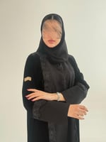 عباية عايدة بقماش مخمل كوري تدخيلات كريب الاناقه ب...