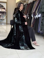 عباية تركيه بقماش مخمل كوري تدخيلات شيفون مخمل تيف...