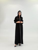 عباية سجى بقماش كريب الابداع تدخيلات مقلم رمادي